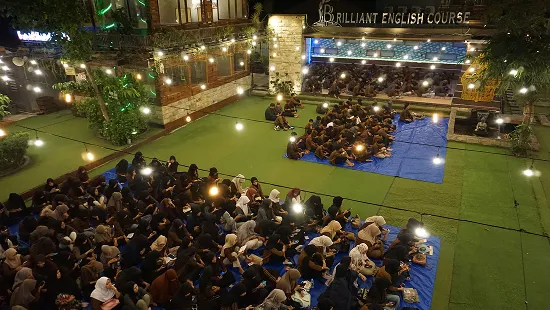 Galeri Kegiatan Brilliant English Course 15